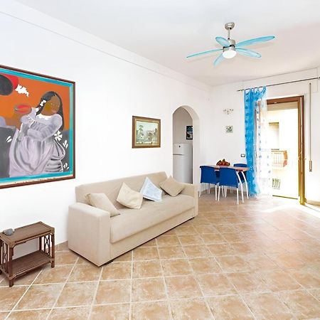 Splendido Appartamento In Pieno Centro Dell'Isola La Maddalena  Bagian luar foto